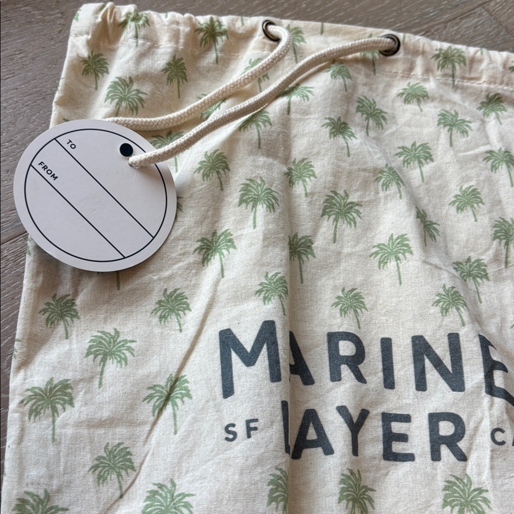 Marine Layer Cream and Green Drawstring Bag 111 - Picture 2 of 3